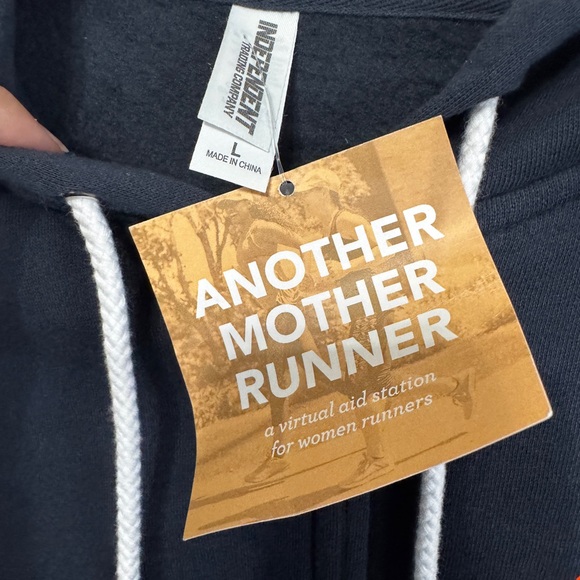 Mother Runner NWT Navy Hoodie with Rainbow Patch - Picture 3 of 6